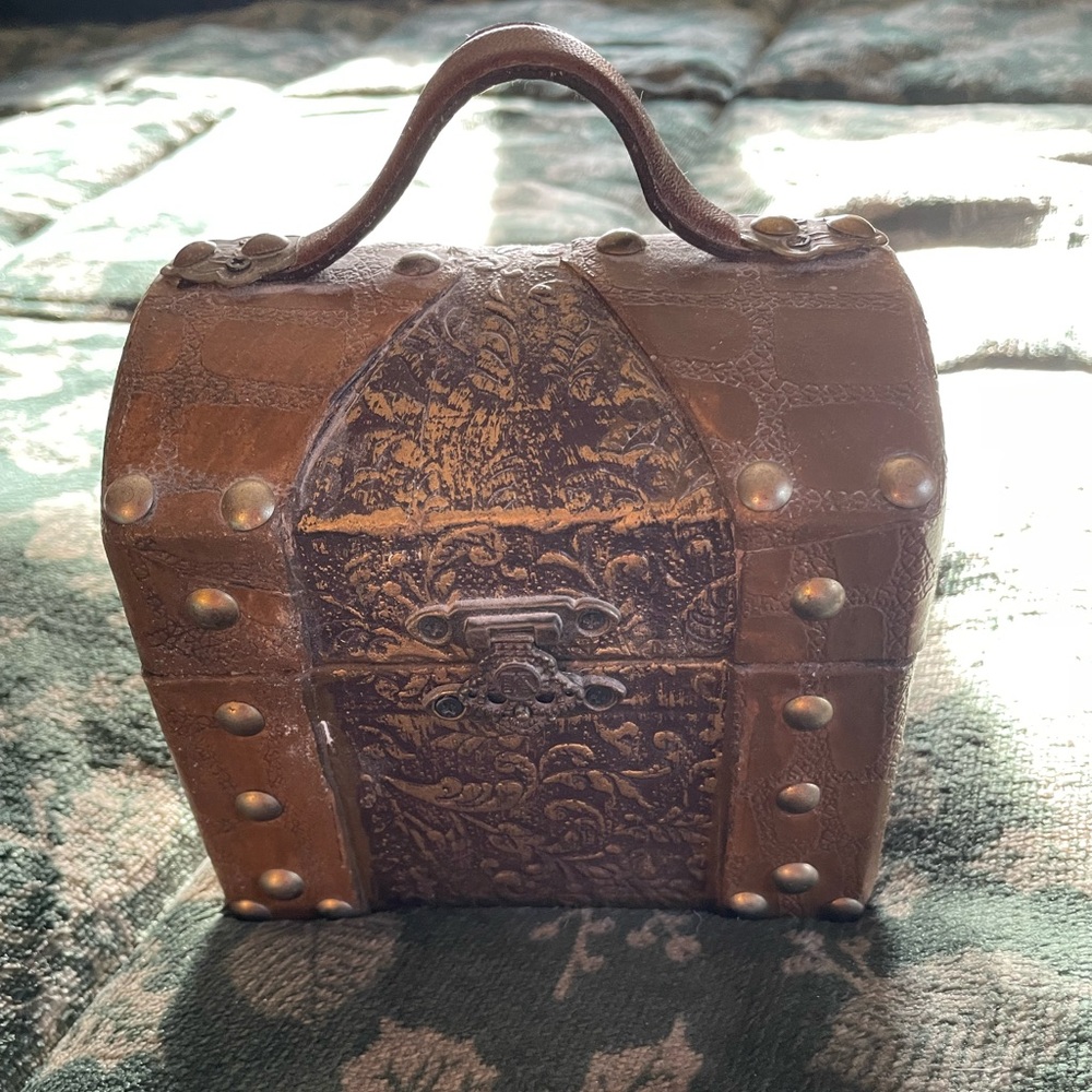 Vintage wooden keepsake box with embossed design
